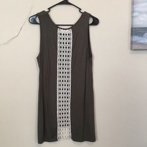 Super cute green tank!